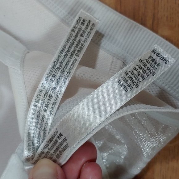 Victoria's Secret Shimmer Leaves Sports Bra 34D - Picture 16 of 16